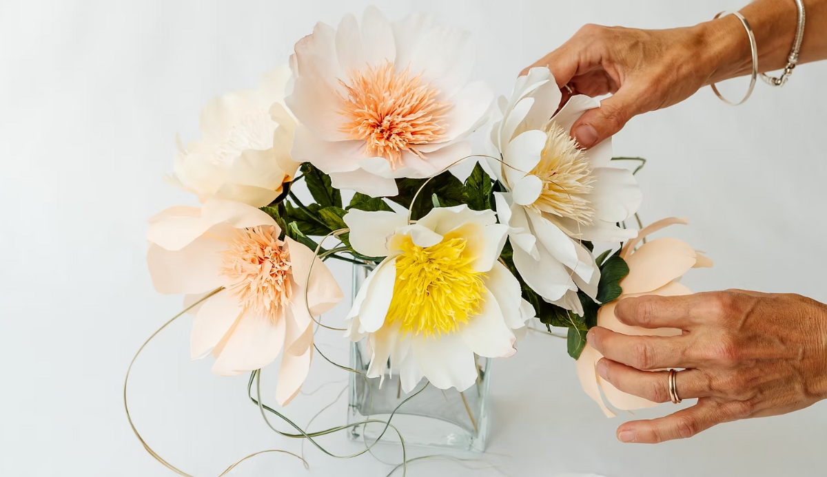 Paper Blooms Retreat Set for Norfolk Manor